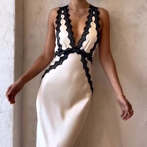 Shona Joy Dress- NEW W/TAGS!